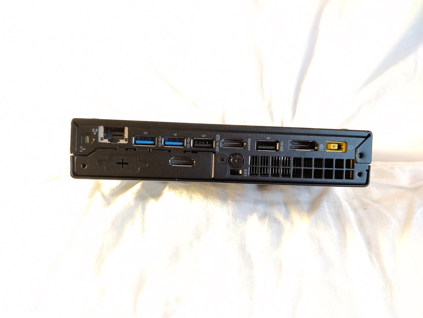 Mini pc LENOVO ThinkCentre M720q core i3-8100T RAM 8 GO, SSD 256 GO