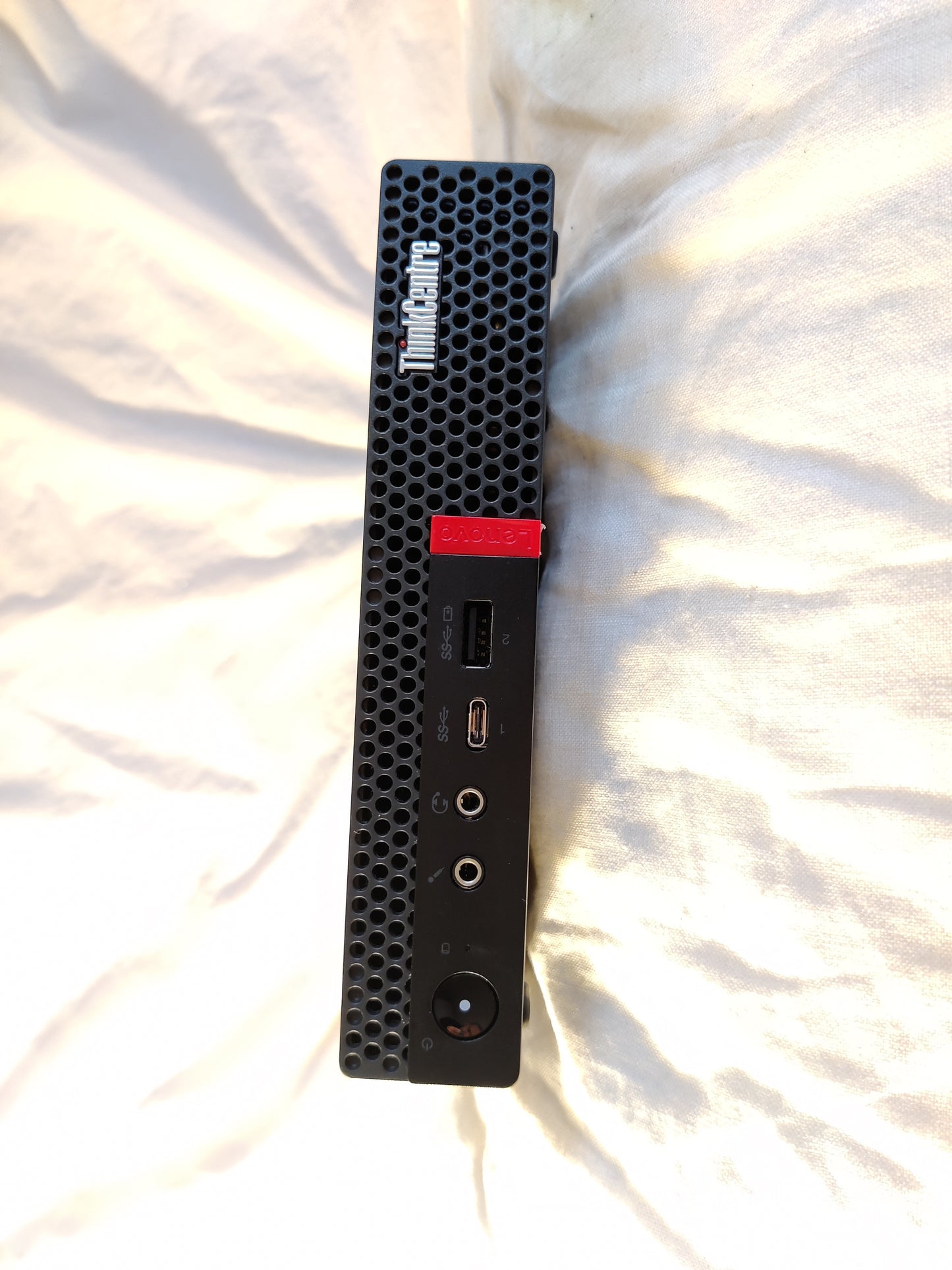 Mini pc LENOVO ThinkCentre M720q core i3-8100T RAM 8 GO, SSD 256 GO