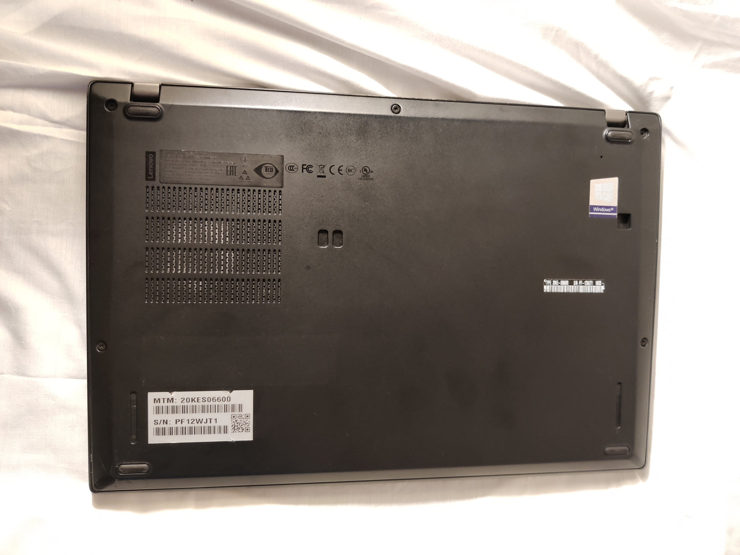 Ultrabook LENOVO THINKPAD X280 FHD CORE I5-8350U Vpro SSD 256 GO NVME RAM 8 GO Windows 11 Pro