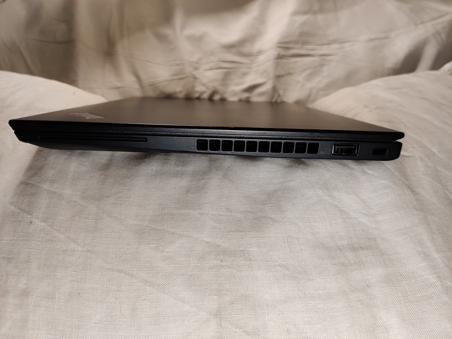 Ultrabook LENOVO Thinkpad X280 CORE I5-8350U vpro SSD NVME RAM 16 GO SSD 512GO. Rétro éclairé
