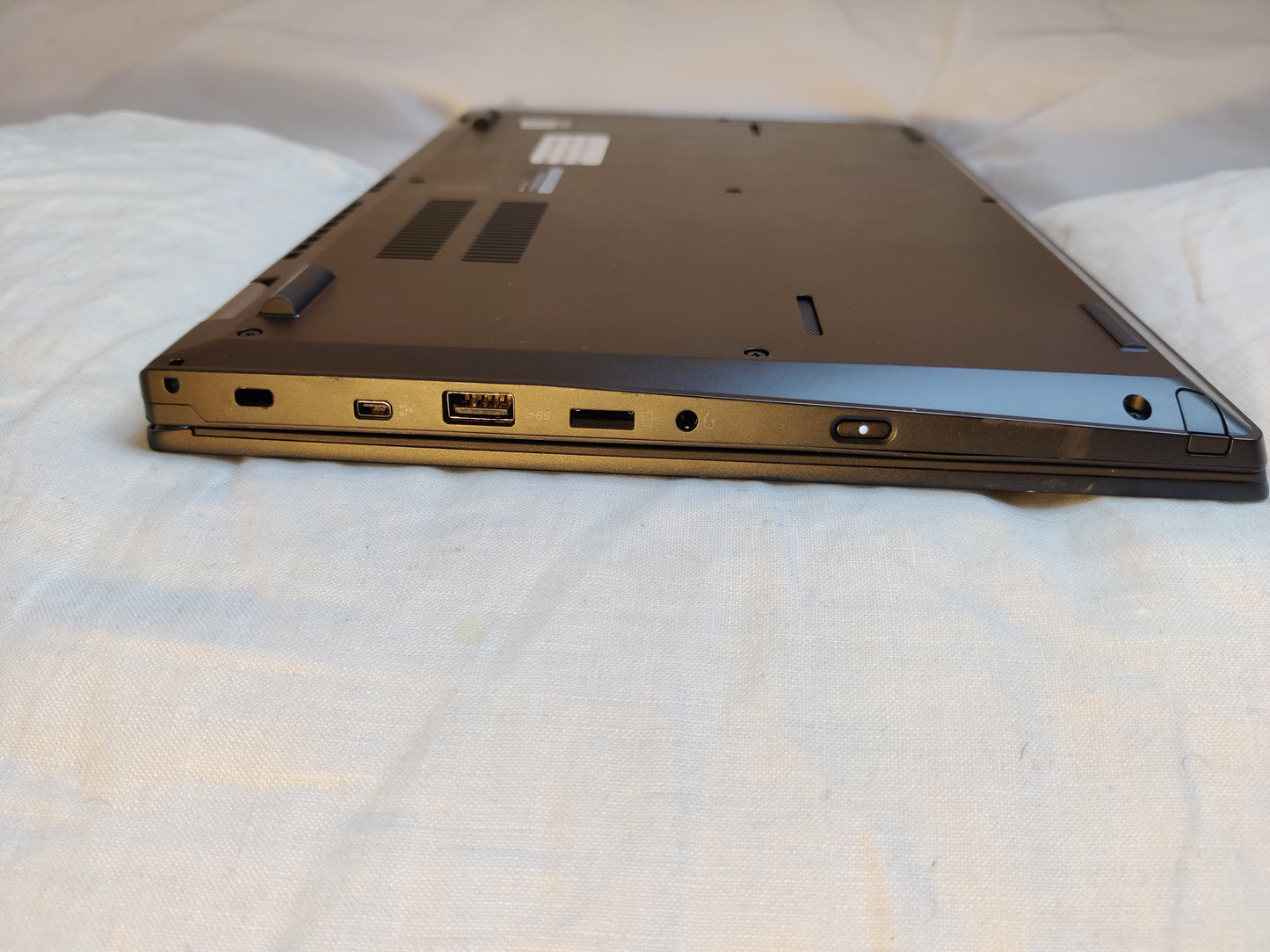 ULTRABOOK LENOVO L390 , Intel core i5-8265U, RAM 16 GO, SSD 512 GO 13,3"