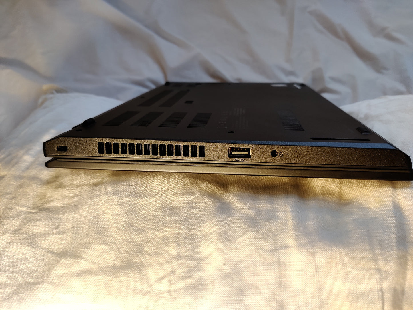 ULTRABOOK LENOVO L14 , AMD Ryzen 3 PRO 4450U, RAM 16 GO, SSD 512 GO 14" FHD