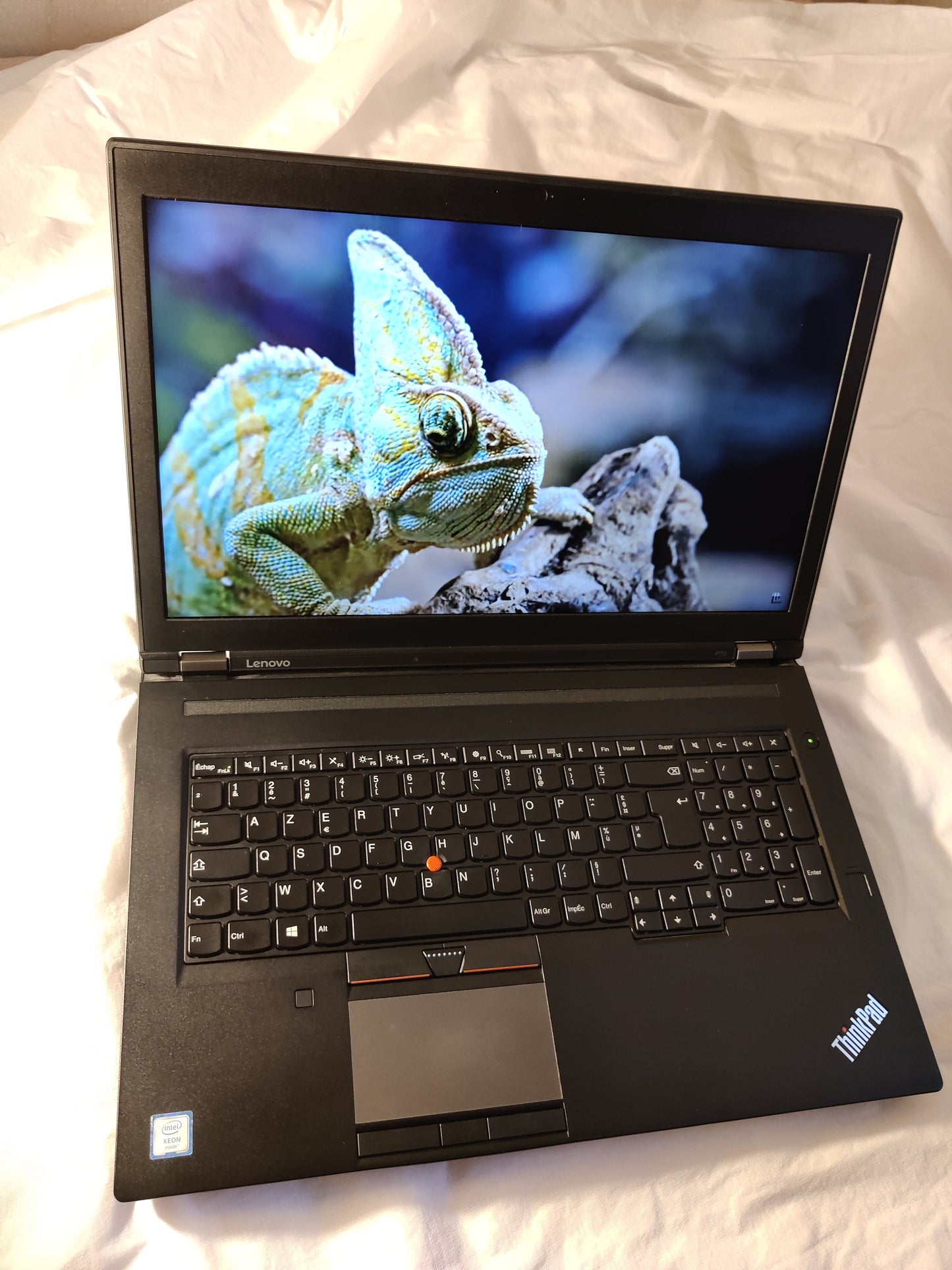 GAMER PRO LENOVO Thinkpad P70 Xeon E3-1505M , 17" , SSD 512 GO, 1 TO HDD , RAM 64GO. Double cartes graphiques, FHD, W11
