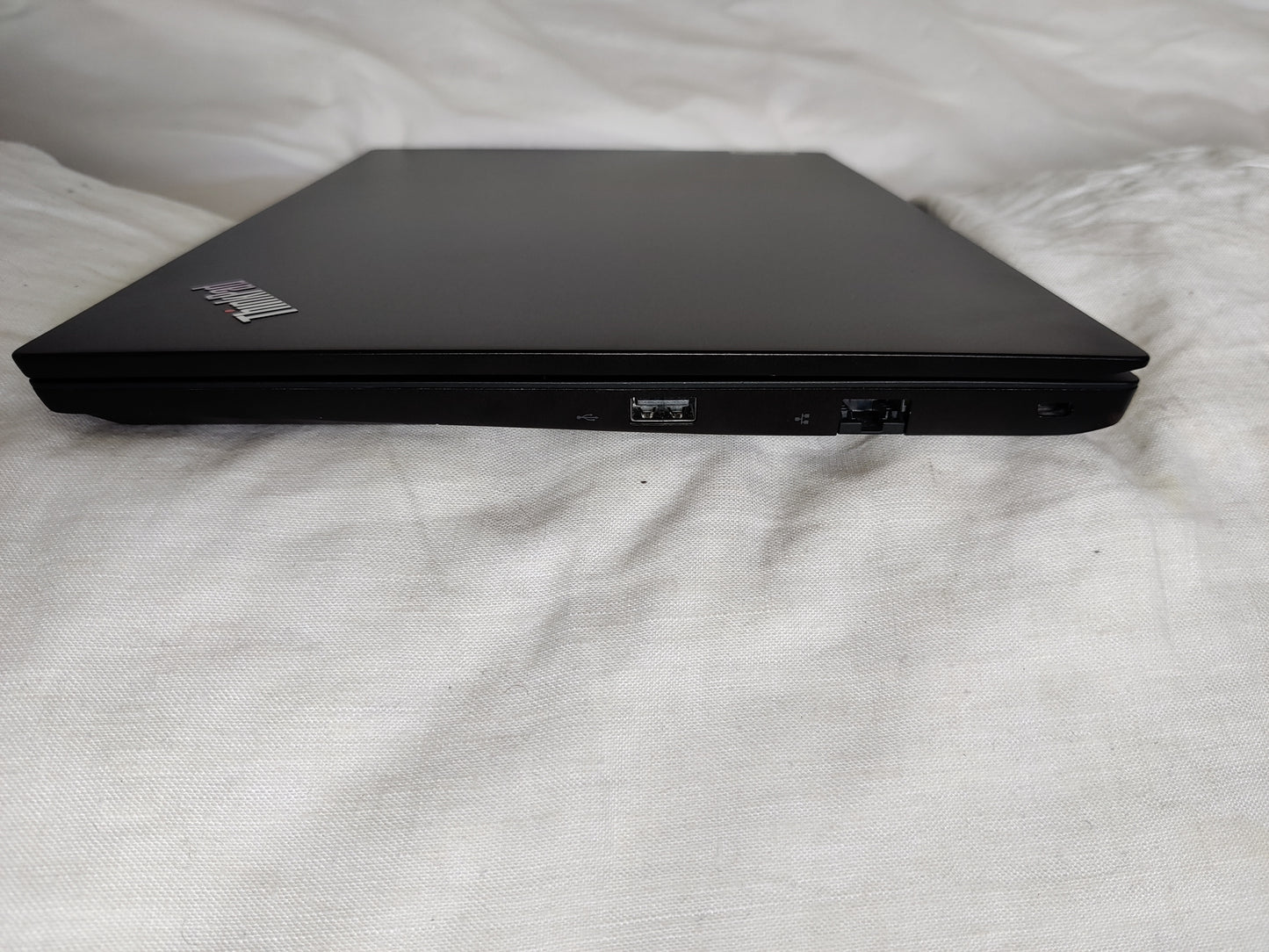 ULTRABOOK LENOVO E14 Gen 3 , AMD Ryzen 5 5500U, RAM 16 GO, SSD 256 GO 14" FHD